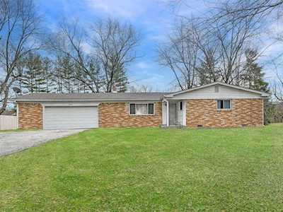 5717 Daphne Dr Indianapolis, IN 46278