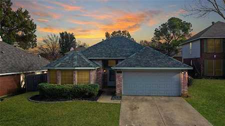 2608 Normandy Drive Flower Mound, TX 75028