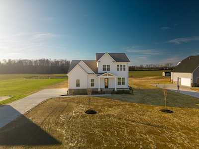 1161 Norton Rd Manchester, TN 37355
