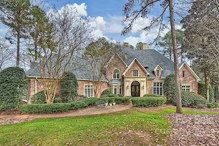 130 Stonewall Beach Ln Mooresville, NC 28117