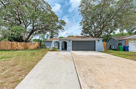 12037 104th Ave Seminole, FL 33778