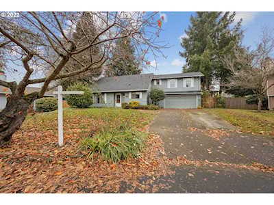 9640 SW New Forest DR Beaverton, OR 97008