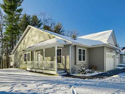 15 Emily Dr #15 Millbury, MA 01527