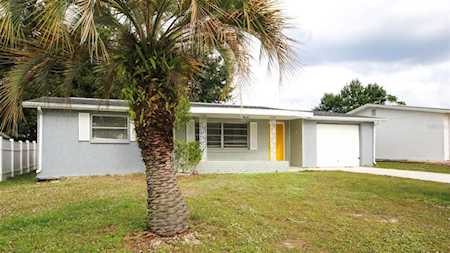 5234 School Rd New Port Richey, FL 34653