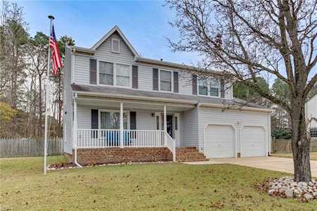 965 N Haven Circle Chesapeake, VA 23322