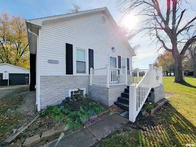 31325 N Il Hwy 78 Farmington, IL 61531-9402