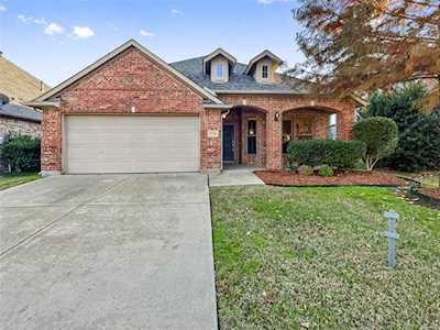 2536 Flowing Springs Drive Fort Worth, TX 76177