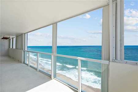 1000 S Ocean Blvd #PHA Pompano Beach, FL 33062
