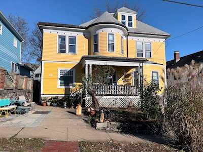 122-124 Spruce Street #124 Watertown, MA 02472