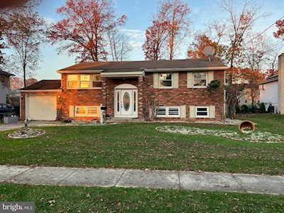 917 Grenville Blackwood, NJ 08012