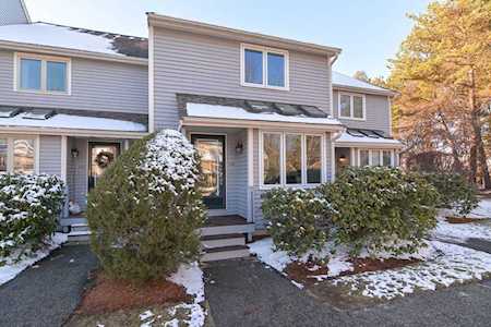 110 Maple Brook Rd #110 Bellingham, MA 02019