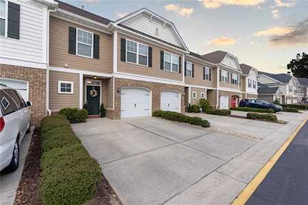 456 Abelia Way Chesapeake, VA 23322