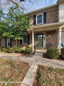 928 Burning Springs Cir Louisville, KY 40223