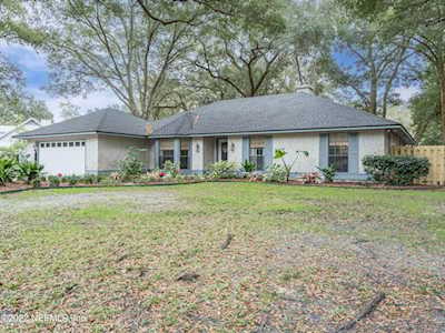 1968 Springbrook RD Fernandina Beach, FL 32034