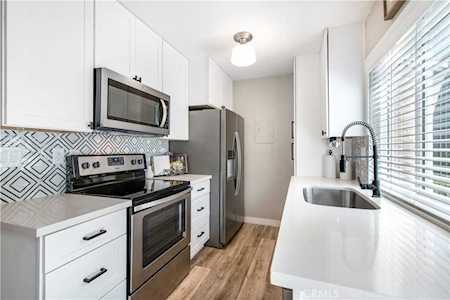 23244 Orange Ave #5 Lake Forest, CA 92630