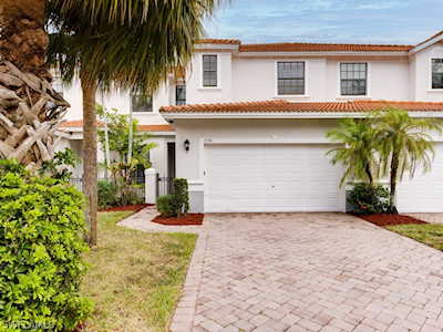 15586 Summit Place Cir #404 Naples, FL 34119