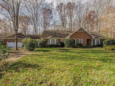 3039 High Ridge Rd Charlotte, NC 28270