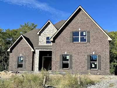 800 Becham Kenneth Circle Smyrna, TN 37167