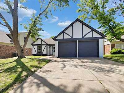 5530 Silver Maple Drive Arlington, TX 76018
