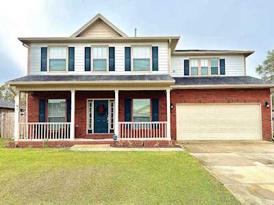 3060 Crown Creek Circle Crestview, FL 32539