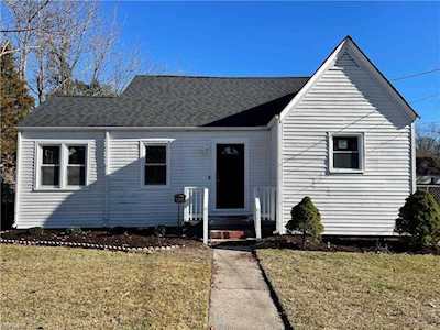 1440 Norcova Ave Norfolk, VA 23502