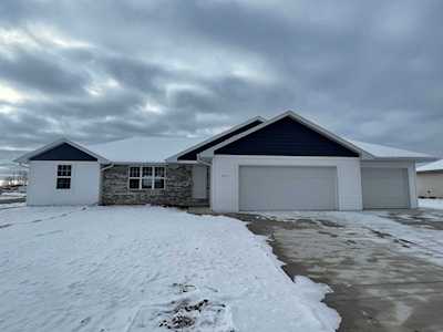 1671 Tracy Ln Green Bay, Village of Howard, WI 54313
