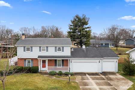 1940 Swarthmore Dr Aurora, IL 60506