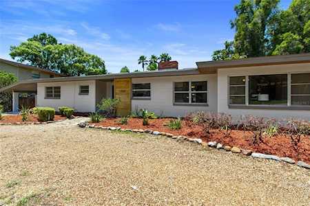 12500 Forest Hills Dr Tampa, FL 33612