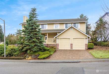 7215 153rd Ave NE Redmond, WA 98052