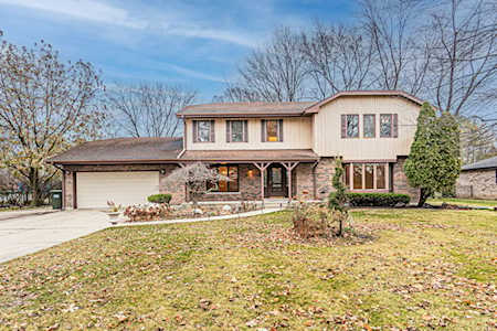 209 S Gail Ct Prospect Heights, IL 60070