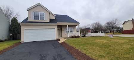 3015 Fairfield Ln Aurora, IL 60504