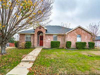 3124 Creekside Drive Sachse, TX 75048