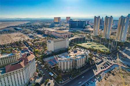 205 E Harmon Ave #412 Las Vegas, NV 89169