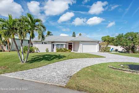 380 Lakeview Drive Melbourne Beach, FL 32951