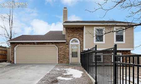 2010 Grafton Drive Colorado Springs, CO 80916