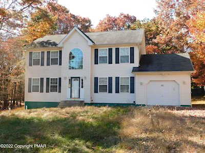 183 Chetco Rd Albrightsville, PA 18210