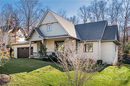67 French Willow Dr Asheville, NC 28804