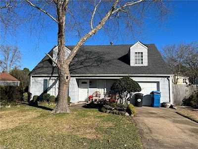 5416 Blue Knob Rd Virginia Beach, VA 23464