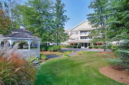 34 Meeting House Ln #105 Stow, MA 01775