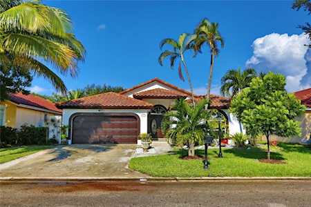 5781 NW 48th Dr Coral Springs, FL 33067