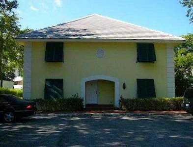 32 Seabreeze Ave Delray Beach, FL 33483
