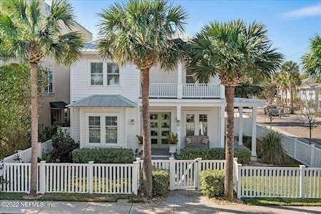 96 Ocean BLVD Atlantic Beach, FL 32233
