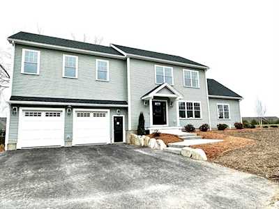 2 Ellingwood Circle Framingham, MA 01701