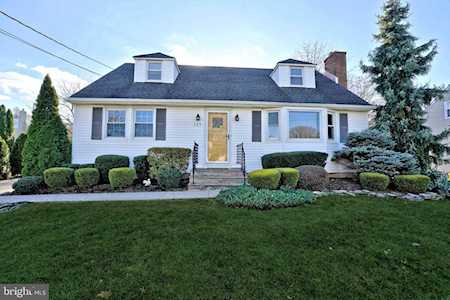 109 Susan Drive Ewing, NJ 08638