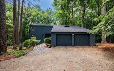 112 Elizabeth Page Williamsburg, VA 23185
