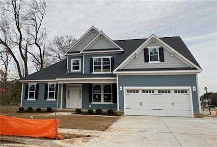 1355 Kidbrooke St Chesapeake, VA 23322
