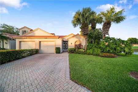 7671 Silver Lake Dr Delray Beach, FL 33446