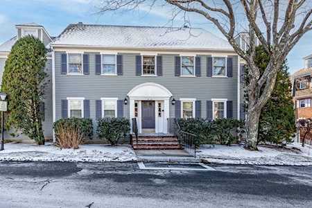 21 Freedom Hollow #21 Salem, MA 01970