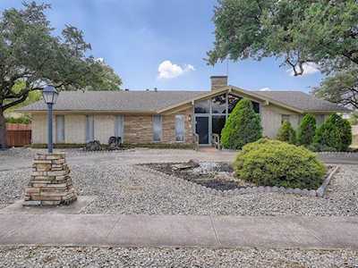 7 Country Club Court Pantego, TX 76013