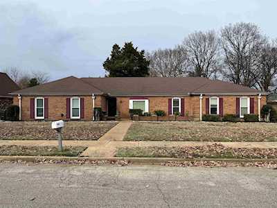 4117 Sassafras River Dr Memphis, TN 38125